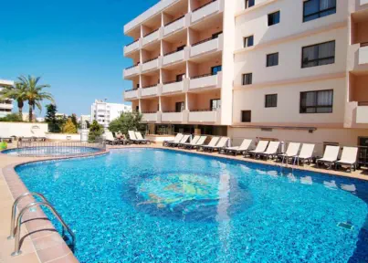 Invisa Hotel La Cala