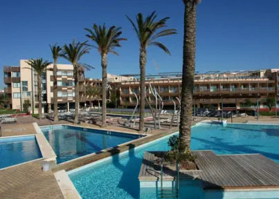 Piscina Hotel Ohtels Les Oliveres