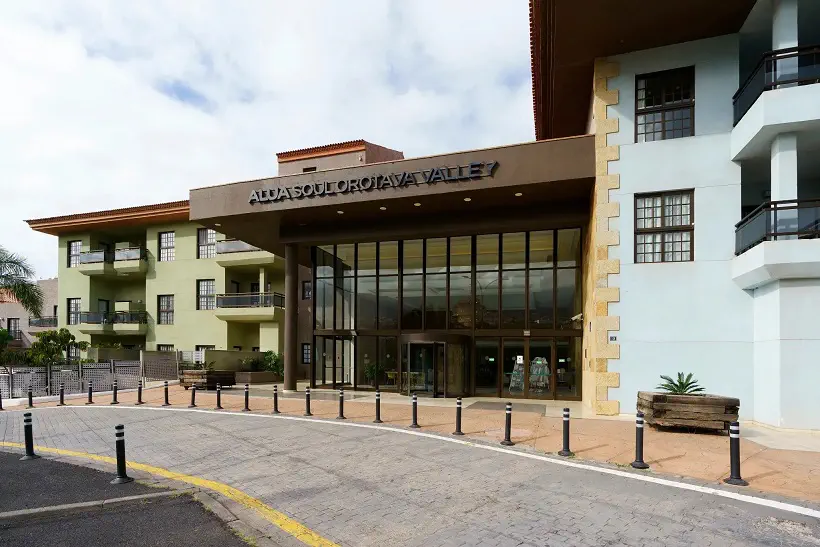 Entrada a la recepción